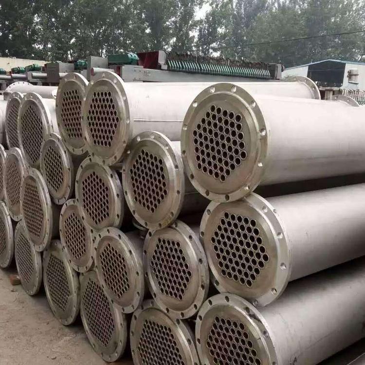 回收钛材冷凝器